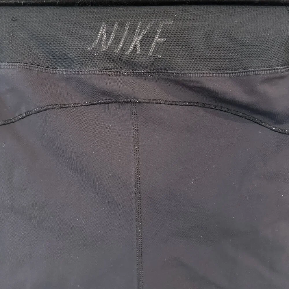 Nike Dri-FIT Black Mesh Panel Running Capri Leggings Size M - Picture 5 of 6